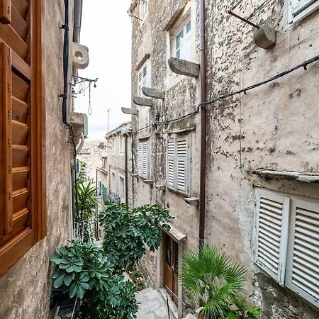 Plaza In The Centre Apartman *