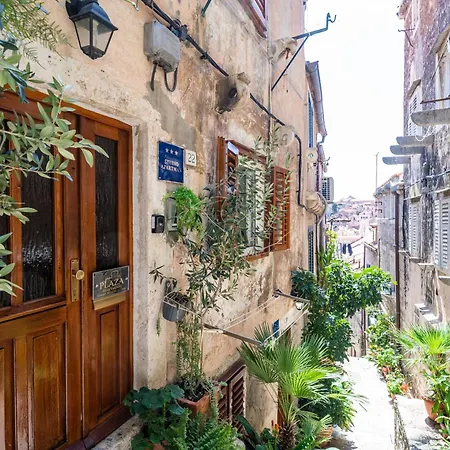 Plaza In The Centre Apartment *