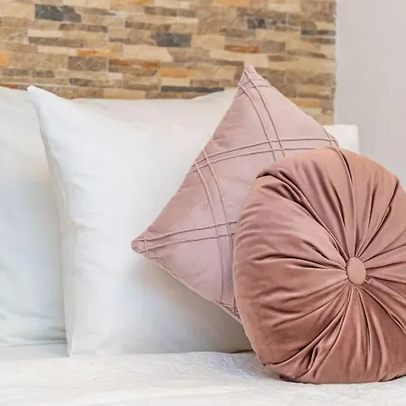 Plaza In The Centre * 두브로브니크